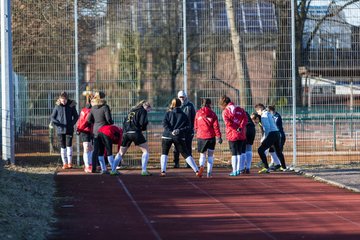 Bild 18 - Frauen SG Holstein Sued - SV Gruenweiss-Siebenbaeumen : Ergebnis: 0:2